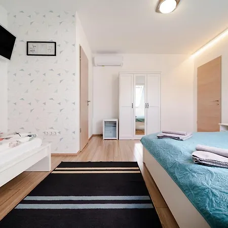 Bed & Breakfast Guba Vendeghaz Gyorujbarat